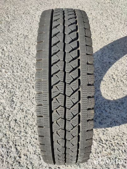 Шины 205/80R17.5 LT Bridgestone Blizzak W979 2018г