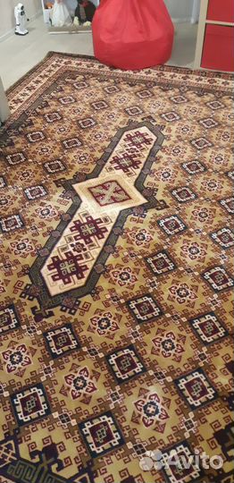 Ковер ручной работы