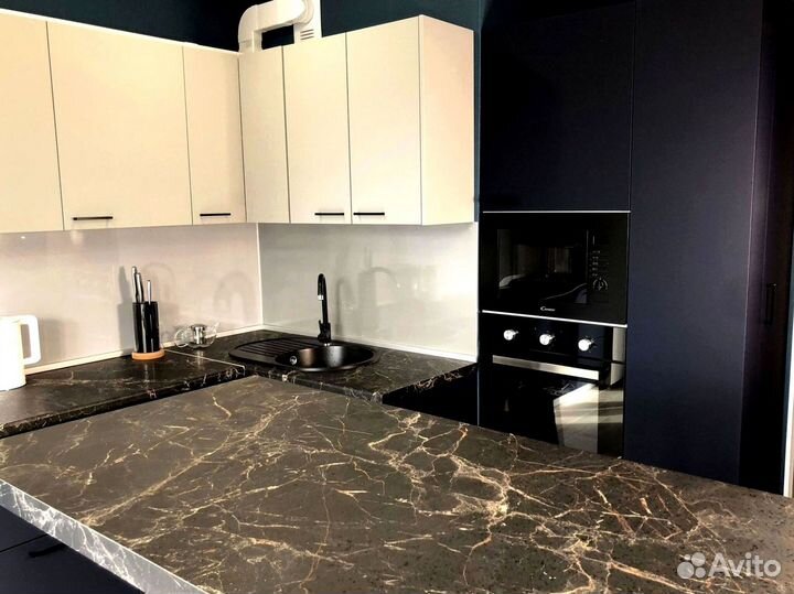 Кухонный гарнитур в стиле минимализм