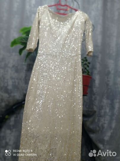 Вечернее платье