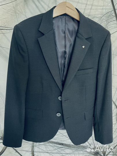 Пиджак школьный для мальчика 9 лет (134)