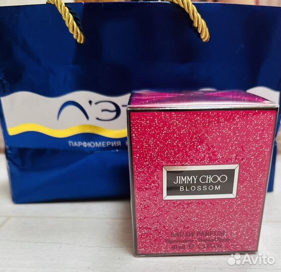 Парфюмированная вода jimmy choo Blossom