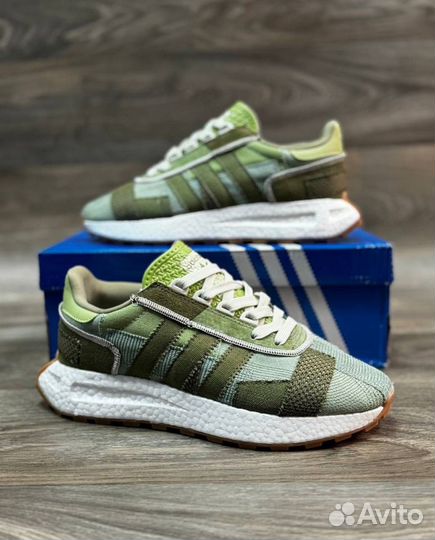 Adidas retropy e5