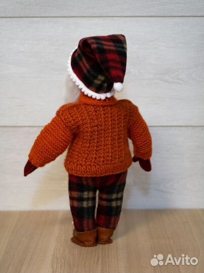 Дедушка гном