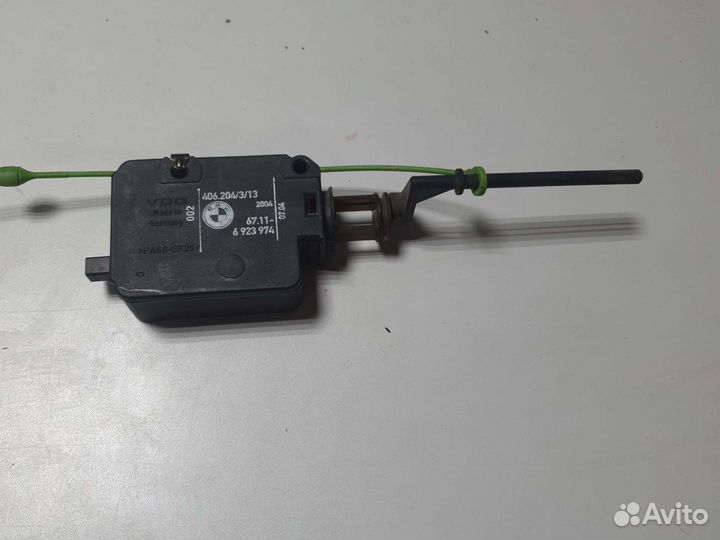 Сервопривод,активатор лючка бензобака BMW x5 e53