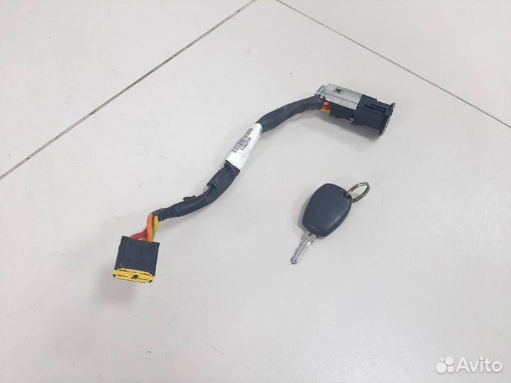 Замок зажигания LADA Largus 2012