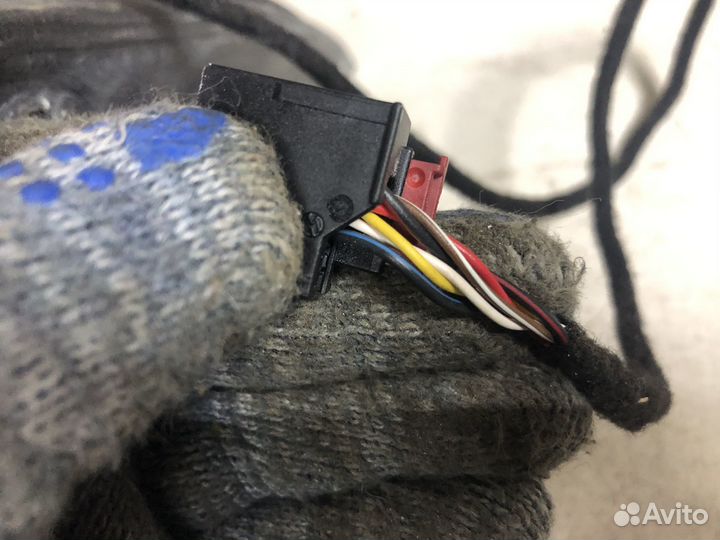 Боковое левое зеркало Volkswagen Passat B6