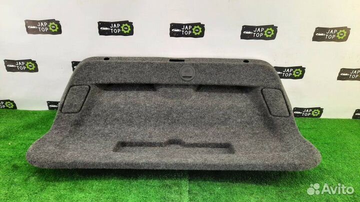 Обшивка крышки багажника Volkswagen Passat B6 1.8