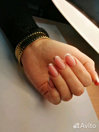 Наращивание ногтей. Педикюр