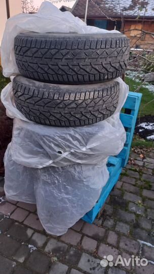 Tigar SUV Ice 215/65 R16