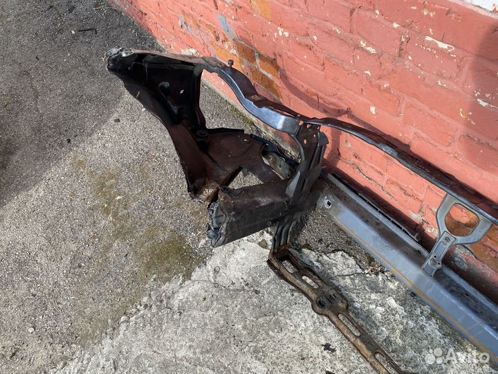 Телевизор Mercedes W210 рестайлинг