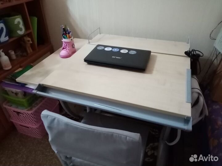 Растущая парта и стул дэми