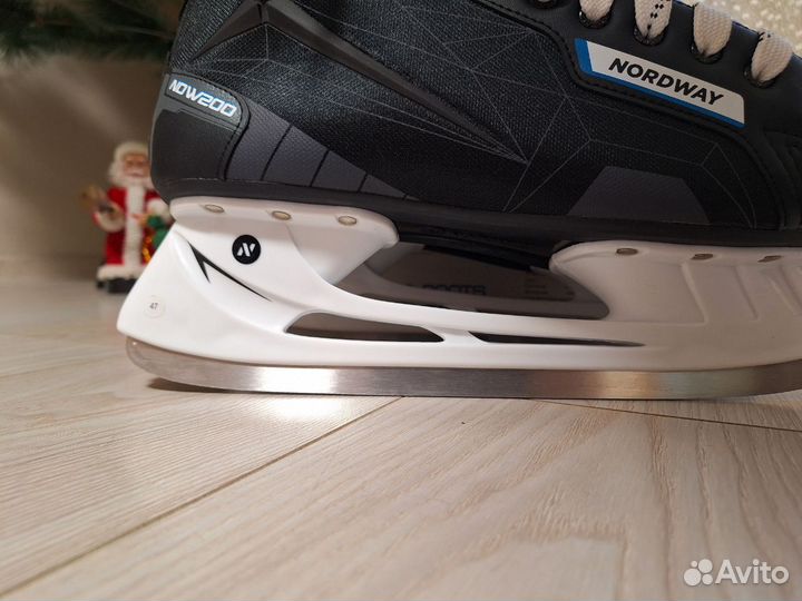 Хоккейные коньки nordway