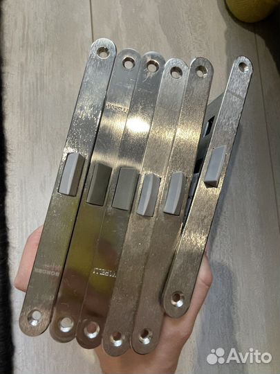 Замки врезные и петли