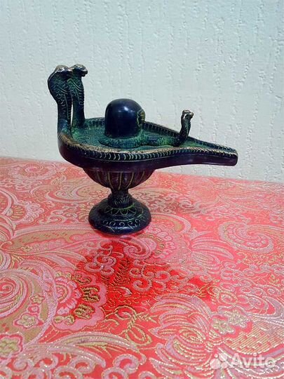 Шивалингам из бронзы