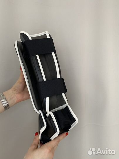 Защита голеностопа Reyvel