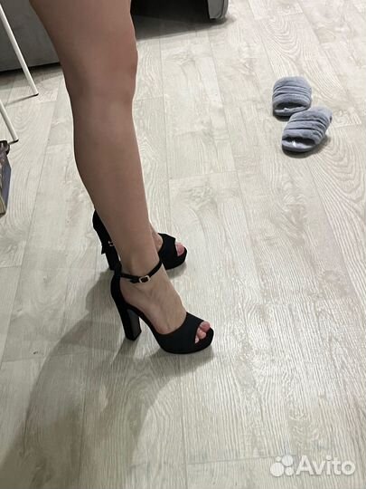 Туфли замшевые черные (босоножки)