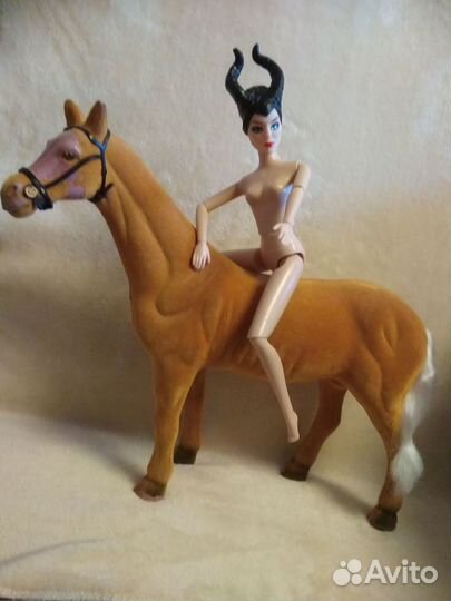 Кукла Малефисента конь лошадь для куклы типа Барби
