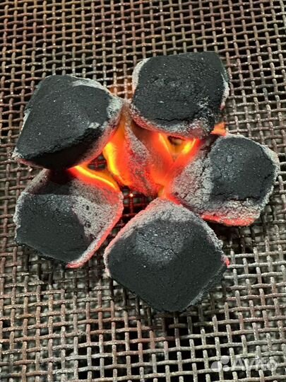 Древесный уголь в брикетах для шашлыка и гриля