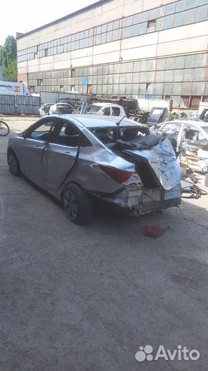 В разборе hyundai solaris рестайлинг 2015 год