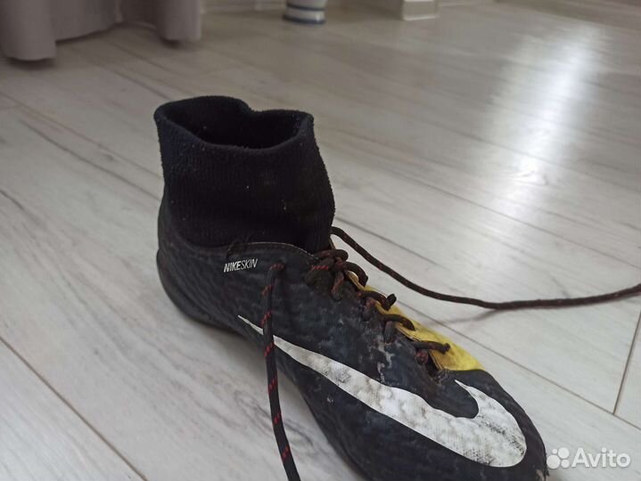 Футзалки nike hypervenom