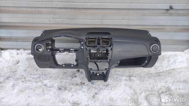 Разбор Renault Logan 2