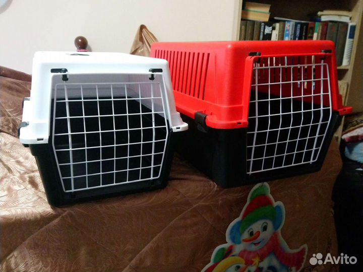 Переноска для кошек и собак