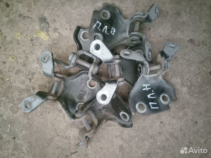 Петля двери Chevrolet Lanos zaz Sens Chance