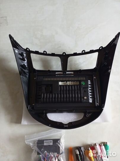 Магнитола Hyundai Solaris 1,Accent (11 -17 г)