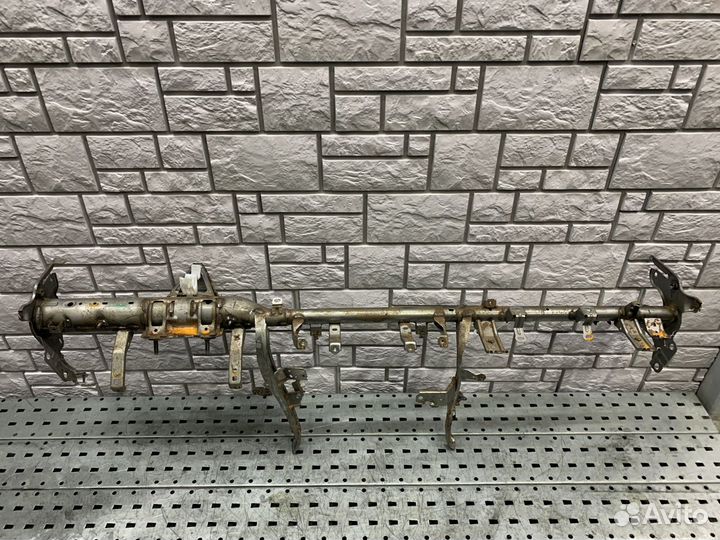 Lexus LX 570 Усилитель торпедо