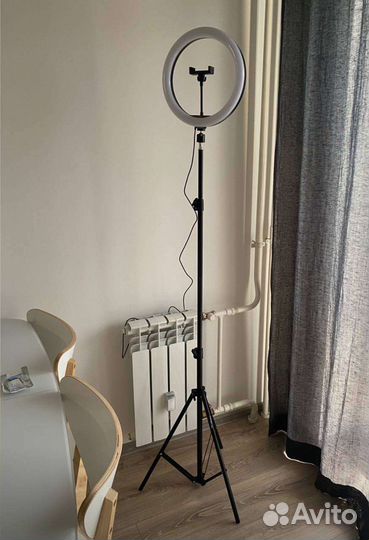 Кольцевая лампа 26 см