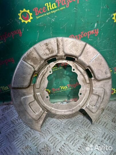 Пыльник тормозного диска задний правый Bmw X5 E70