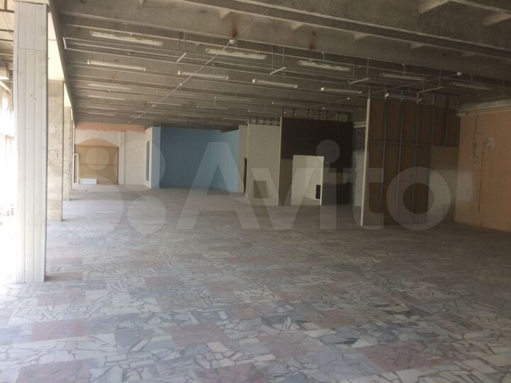 Помещение свободного назначения, 425 м²