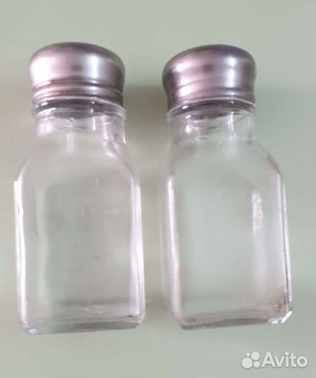 Солонка и перечница