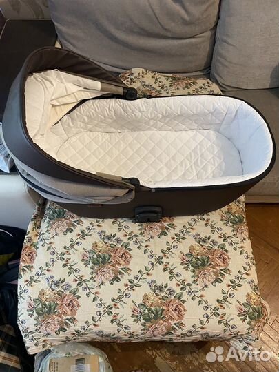 Коляска 2в1 Pituso confort