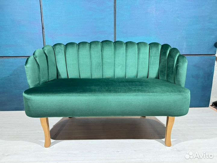 Диван в зону ожидания