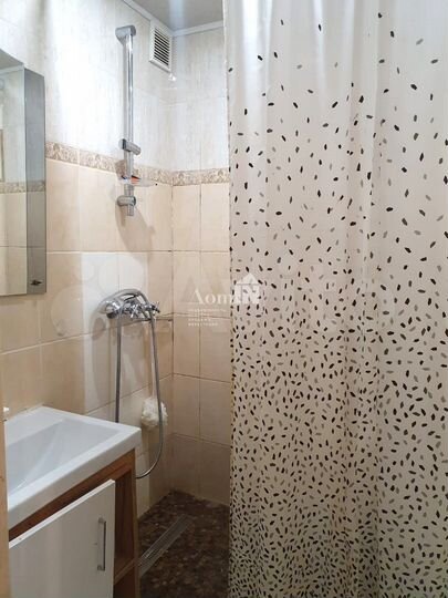 3-к. квартира, 81,3 м², 1/10 эт.