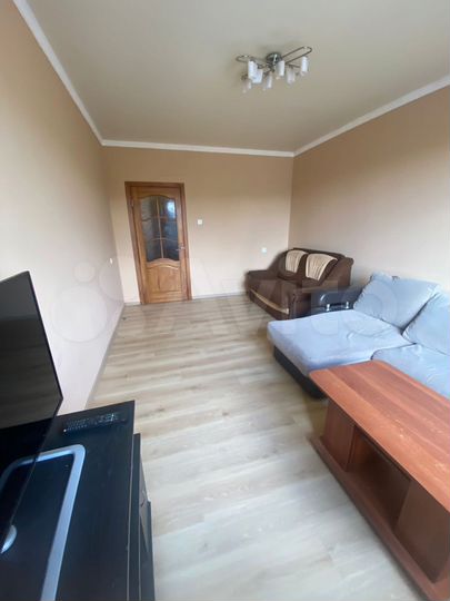 2-к. квартира, 56 м², 5/12 эт.