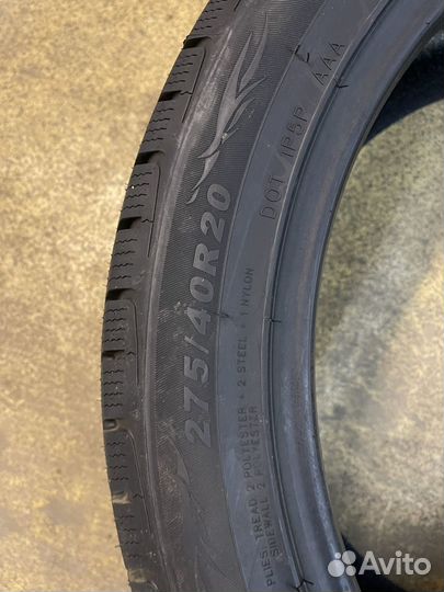 Royal Black Royal Winter 275/40 R20