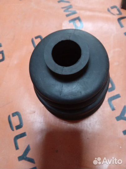 Пыльник шруса