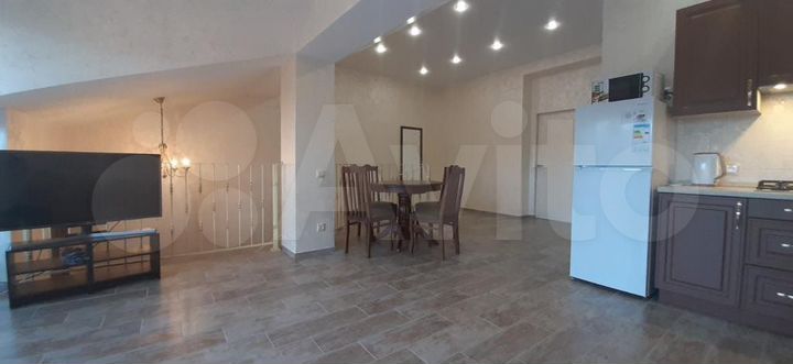 3-к. апартаменты, 90 м², 3/3 эт.