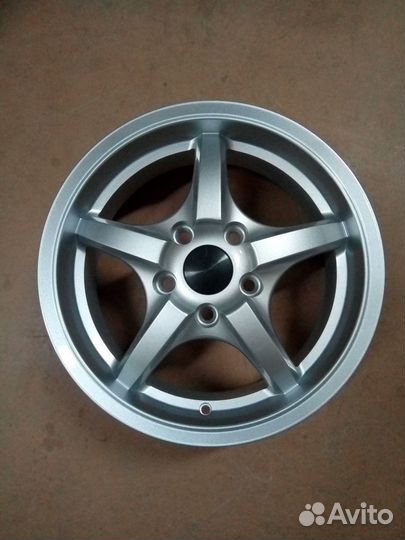 Диски литые Tech Line R15 сверловка 5*112 новые