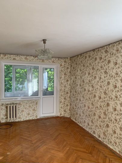 2-к. квартира, 43 м², 2/5 эт.