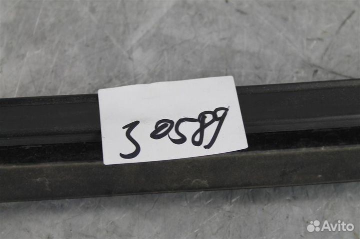 Молдинг двери передней левой Volvo XC90 2014-2019