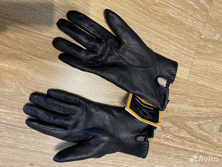 Перчатки женские натуральная кожа новые