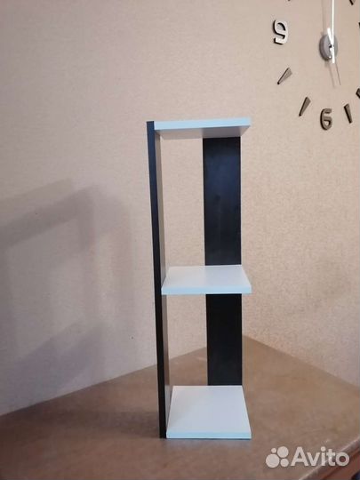 Полка настенная угловая