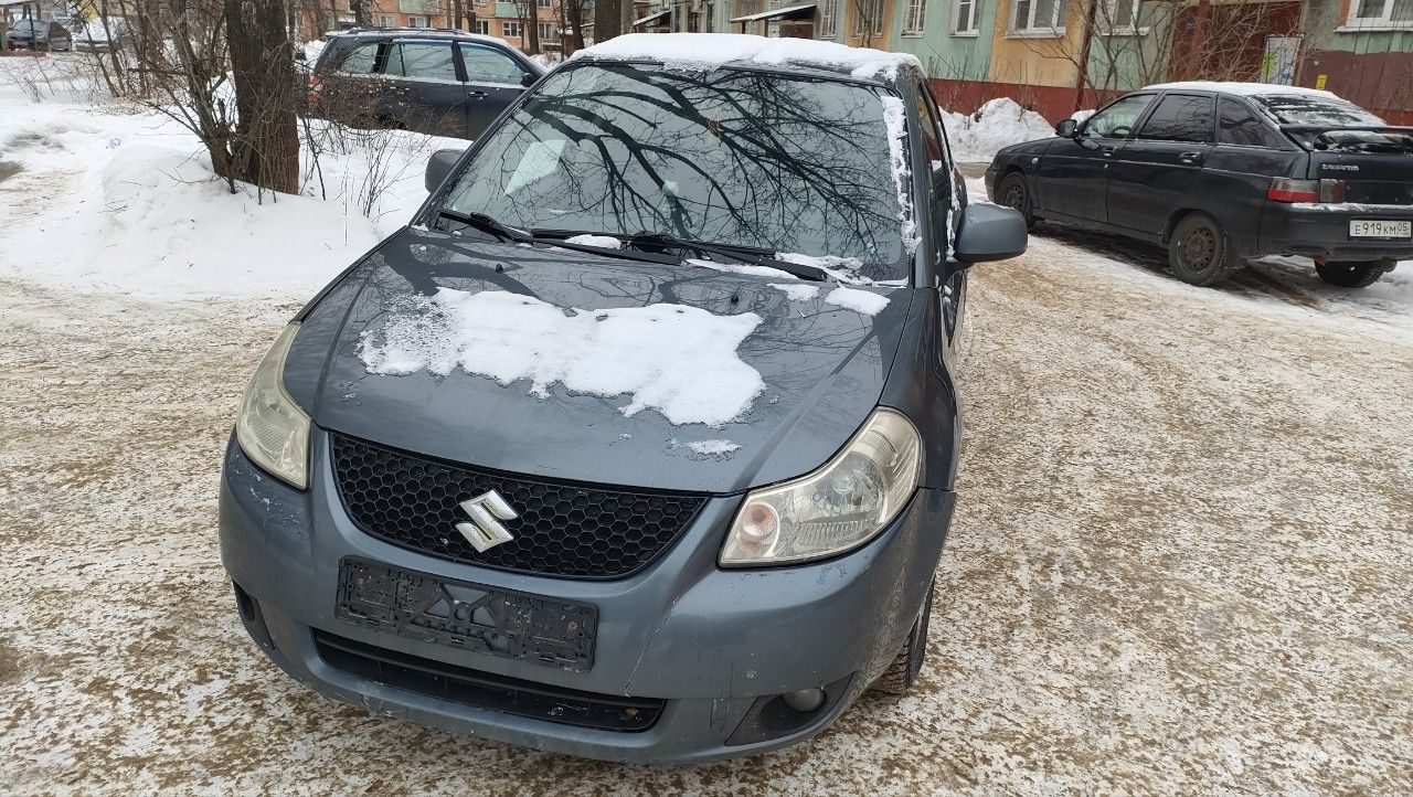 Suzuki SX4: фото владельца