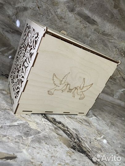 Свадебный сундук для денег