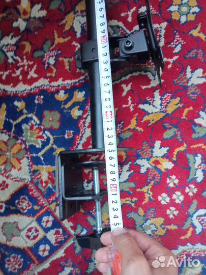 Крепление для телевизора на стол