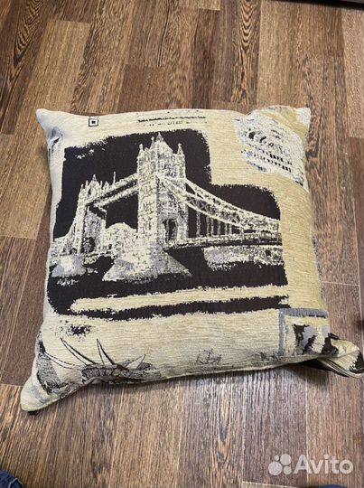 Интерьерные подушка